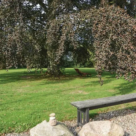 48 * 哈泽斯莱乌